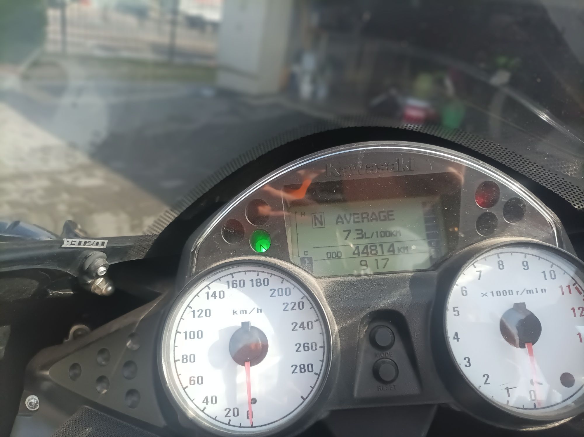 Kawasaki zzr 1400