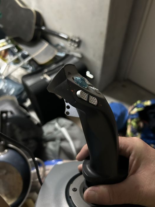 Joystick comando logiteck