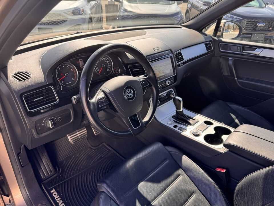 2017 Volkswagen Touareg V6
