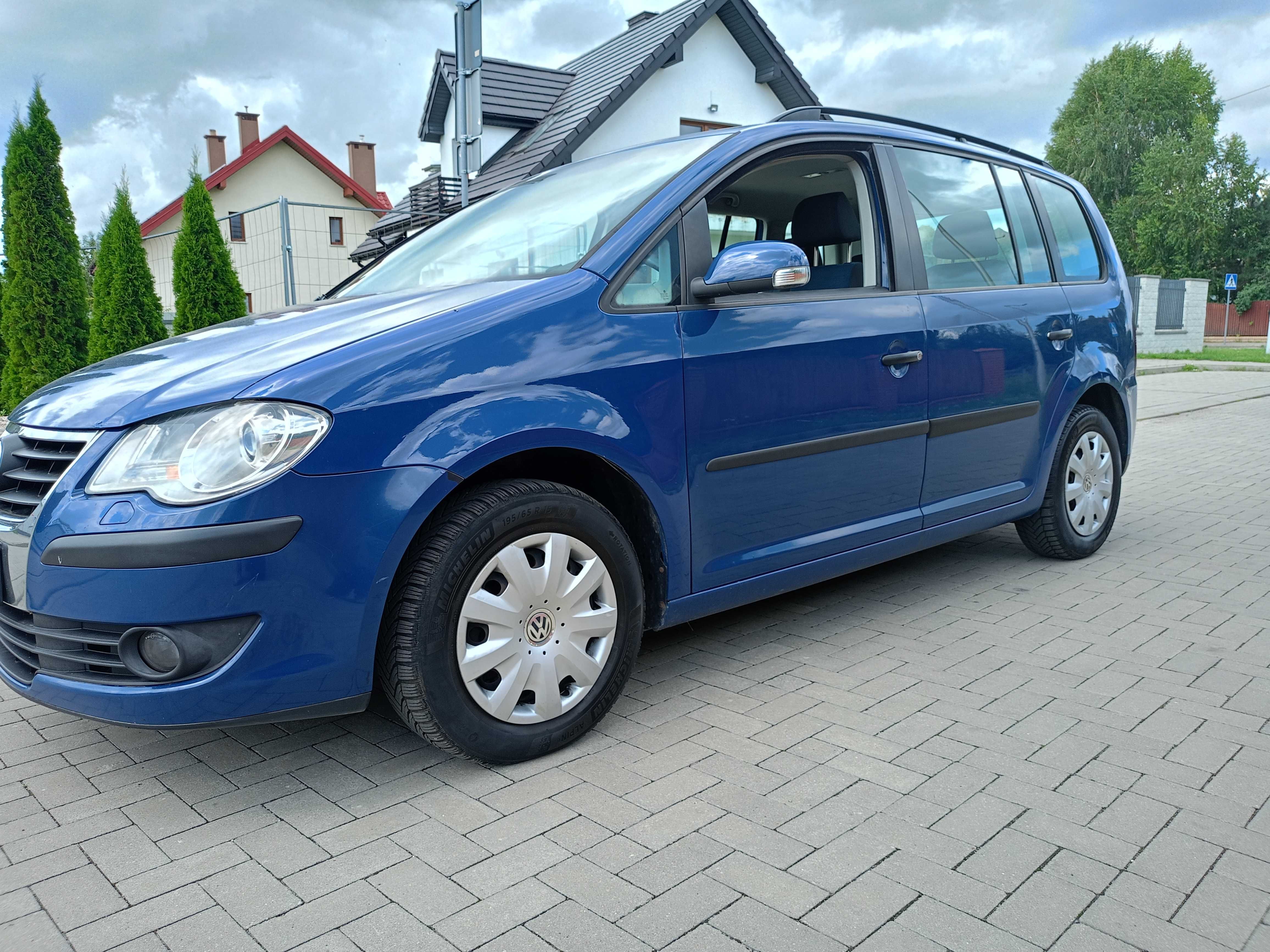 Sprzedam Volkswagena Touran 2007r