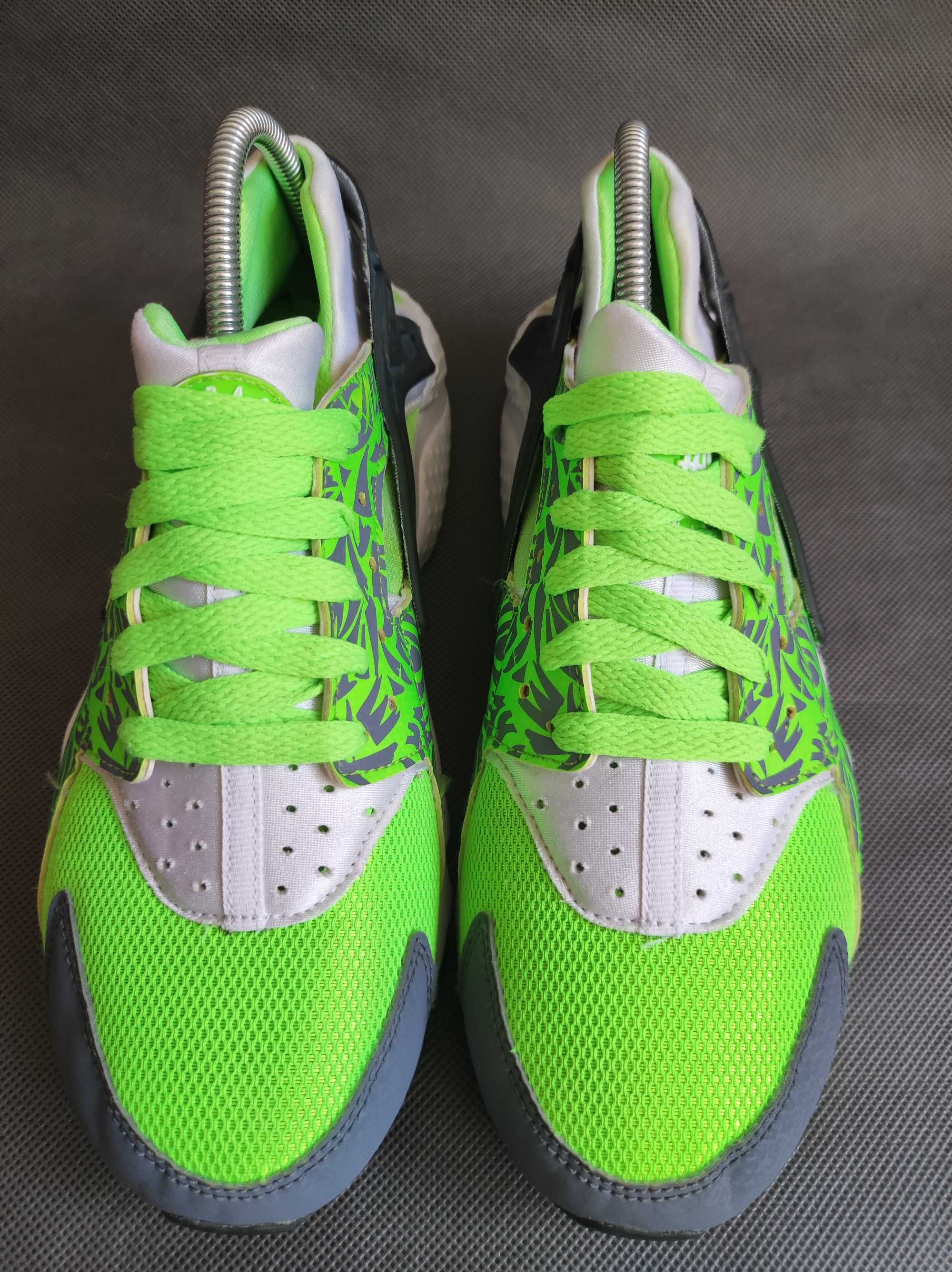 - NIKE Huarache Run Print GS - Buty do biegania r. 39-40 / 24,6 cm