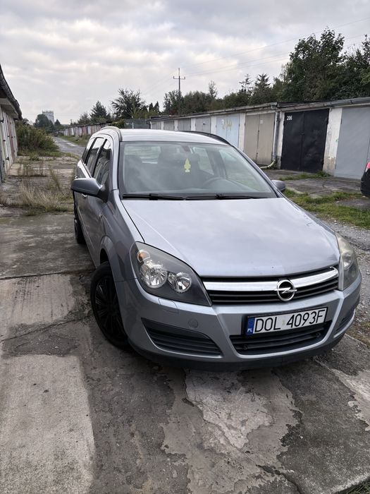 Opel Astra h 1.4 16v *kombi *hak*