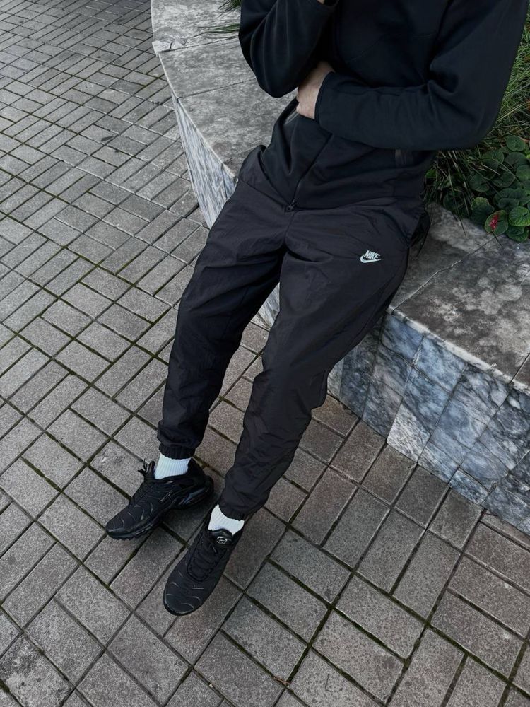 Штани найк / штани nike / штани нейлонові nike