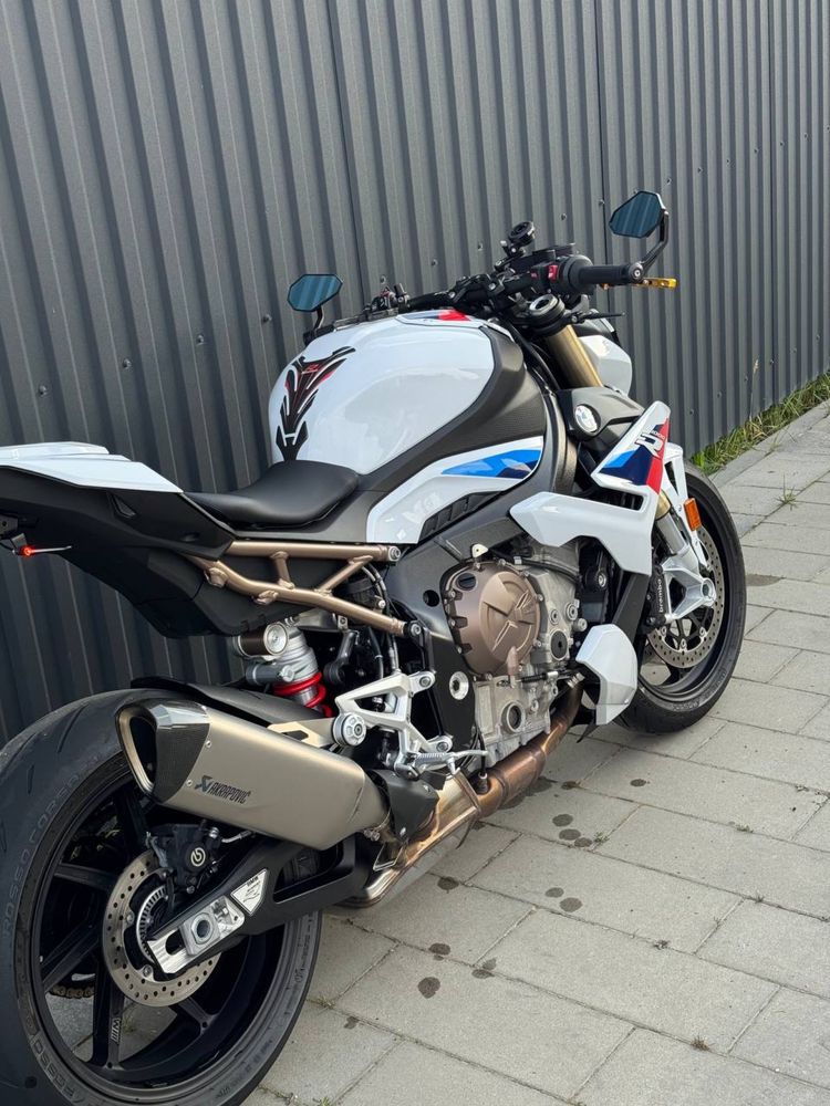 Bmw s 1000 R  2023 r