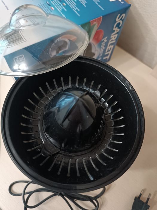 Соковыжималка для цитрусовых Scarlet SC-1012