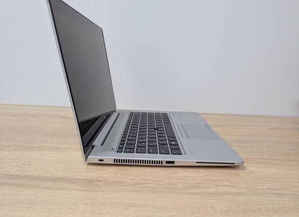 Ноутбук HP ELITEBOOK 830 G5 Сенсорний