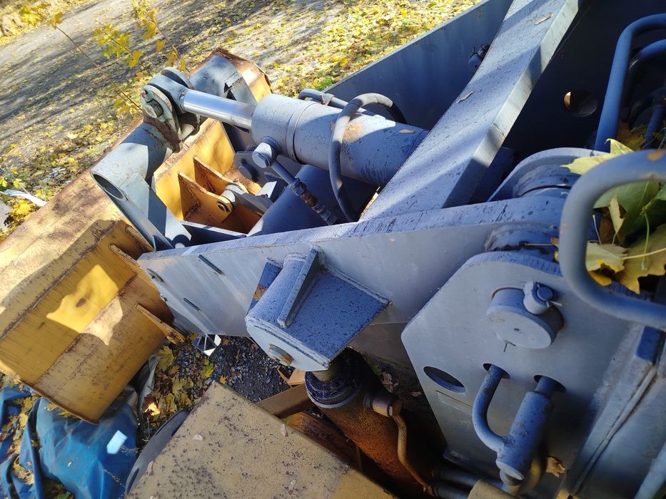 Продам погрузчик УНЦ-151