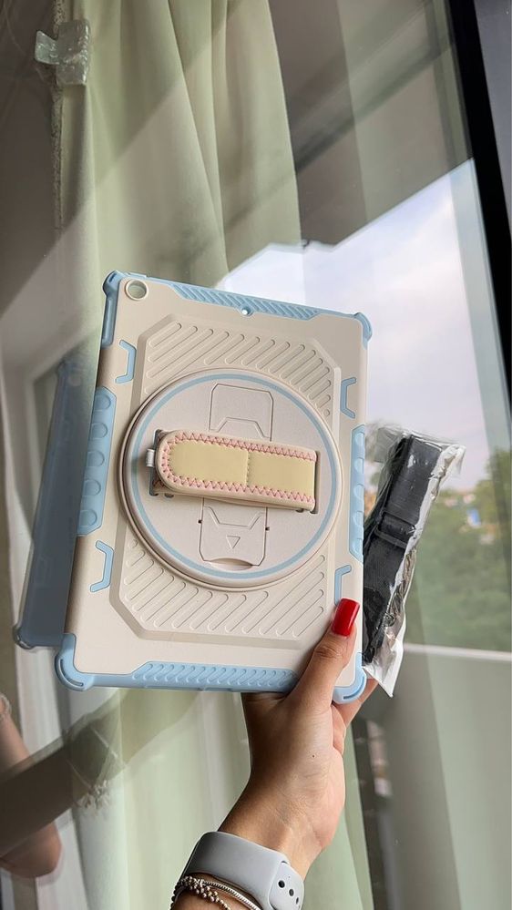 Etui na iPad 10.2 2019/2020/2021
