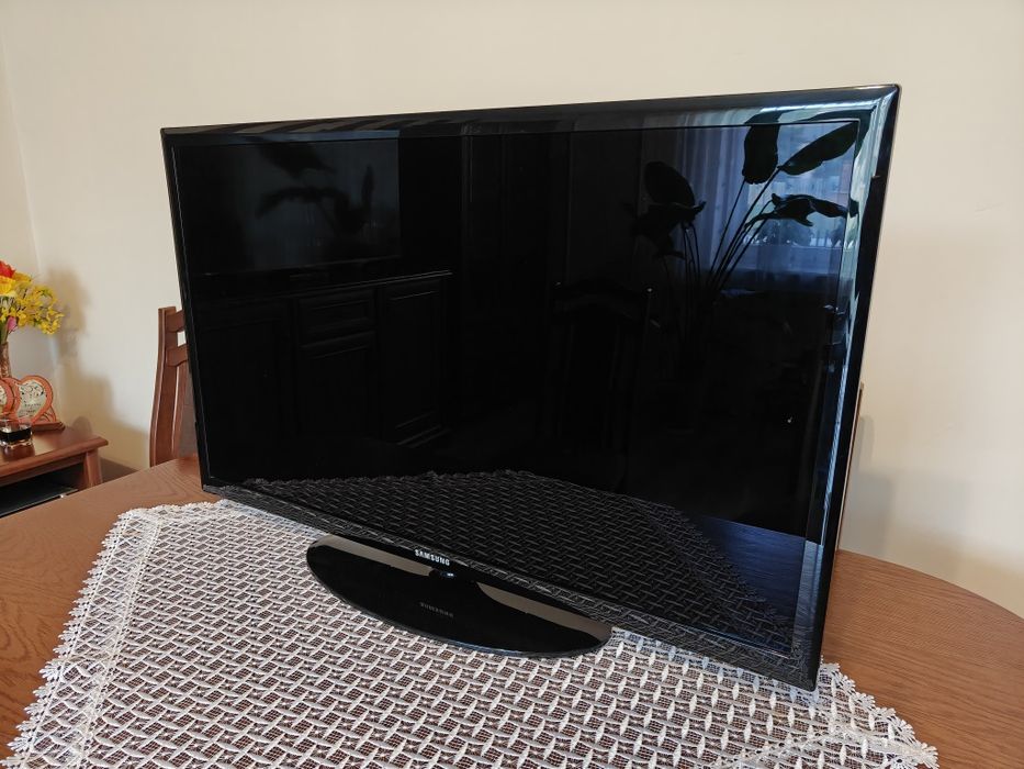 TV Samsung 40 cali.