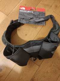 Pas na bidony dla biegacza Enduro Belt 2 od firmy The North Face