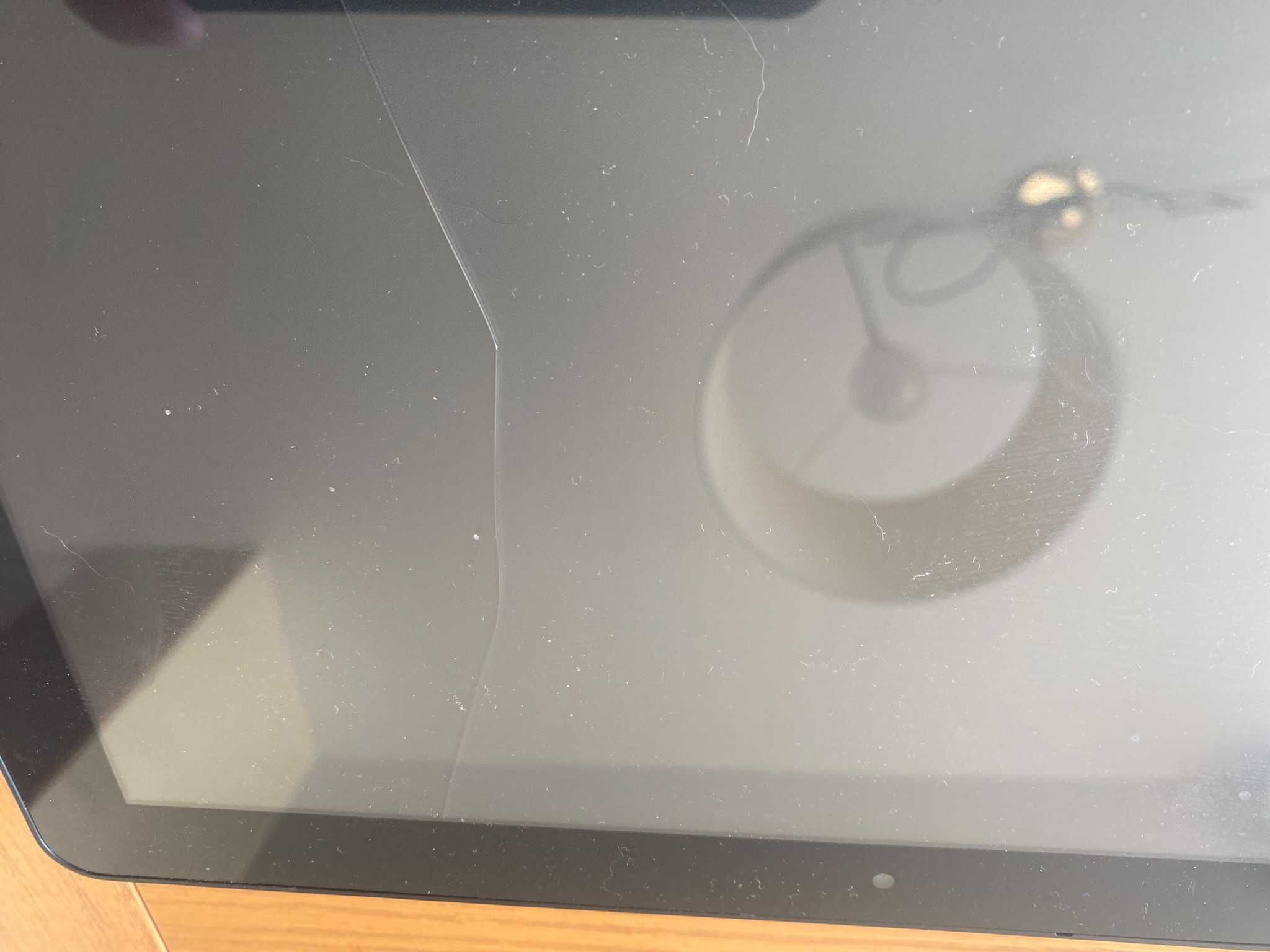Laptop Lenovo Yoga 300A z zasilaczem i stacją dokującą