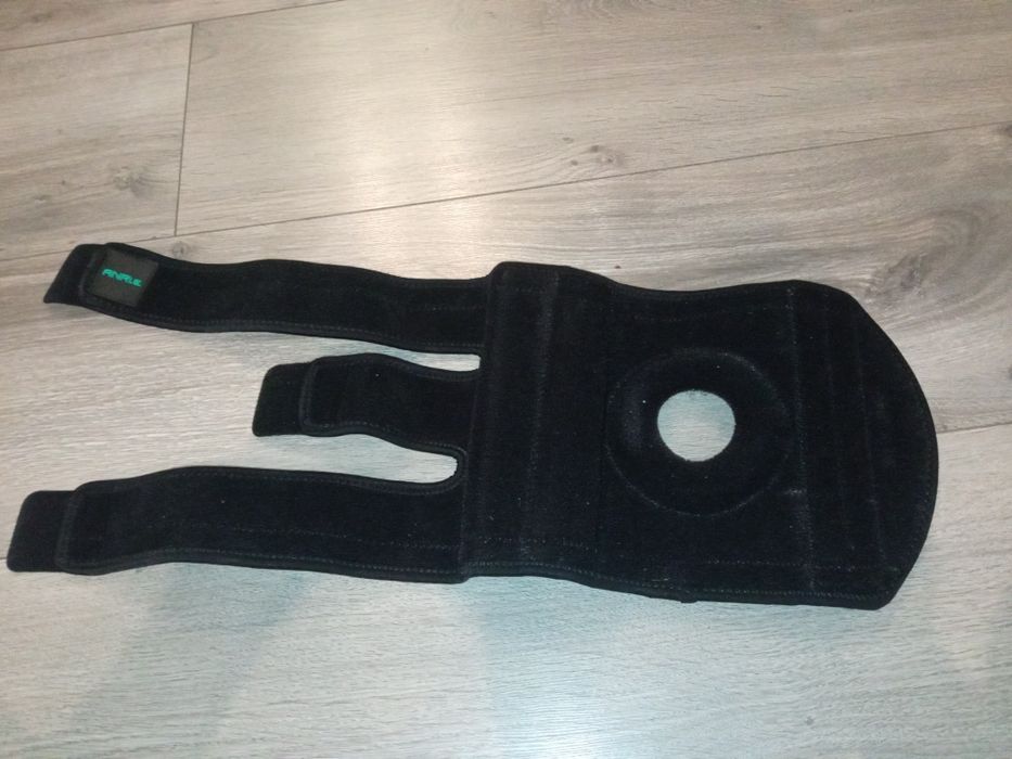 Наколенник хорошего качества anri.e