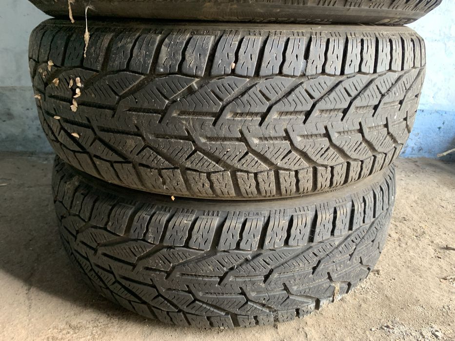 Зимові шини Kormoran Snow 215/55 R18 2022 рік