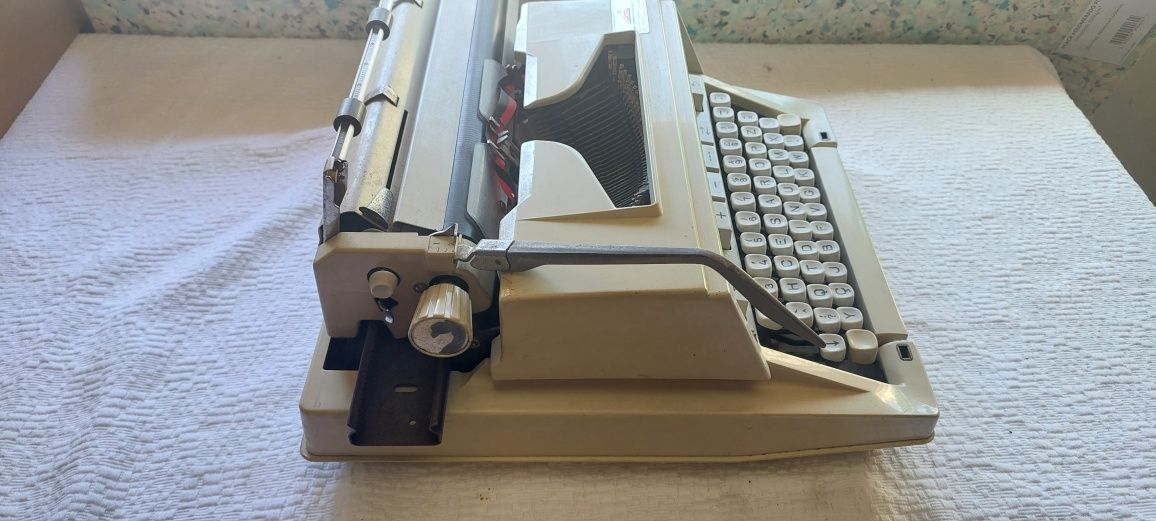 Máquina Escrever Hermes 3000