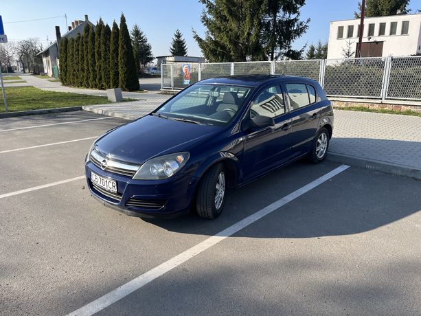 Opel Astra H 1.6 benzyna