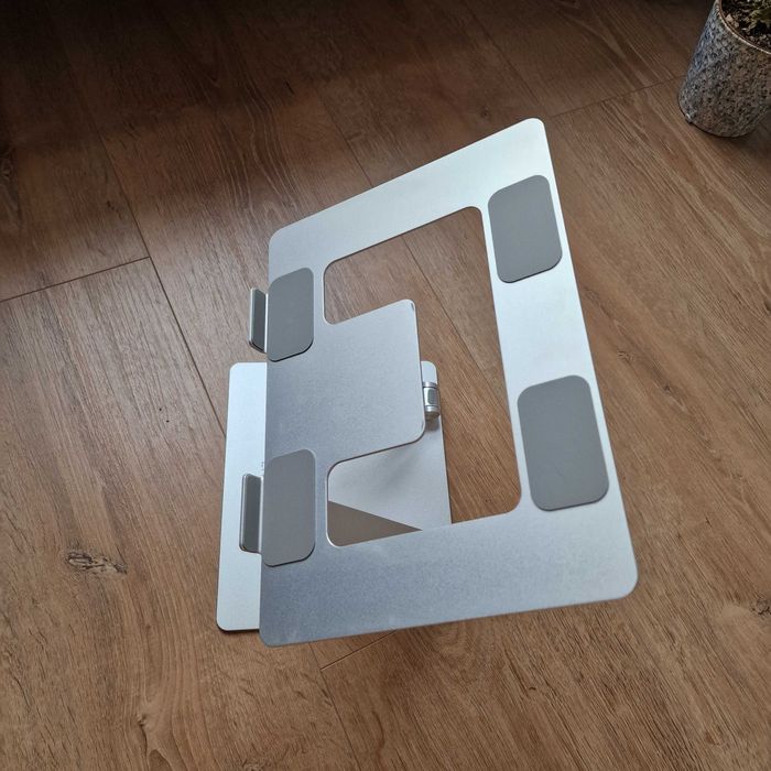 Stojak na laptopa Macbook'a 17 podstawka stolik uchwyt składany regulo