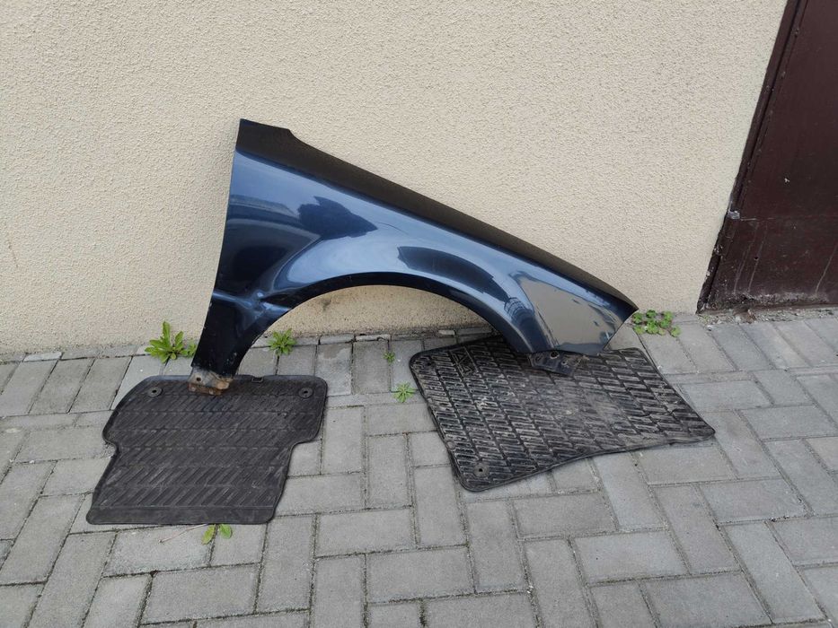 Błotnik prawy LC5F Passat B5 FL