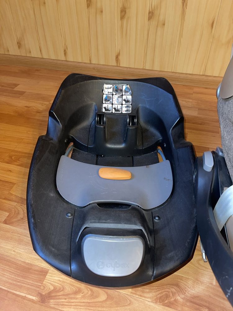 Автокрісло Cybex група 0+