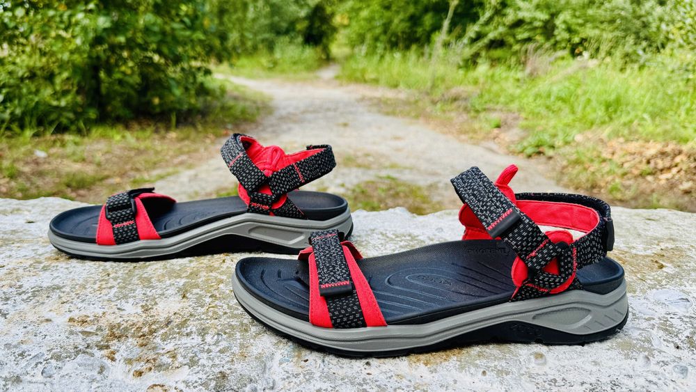 Круті жіночі сандалі Ecco X-Trinsic