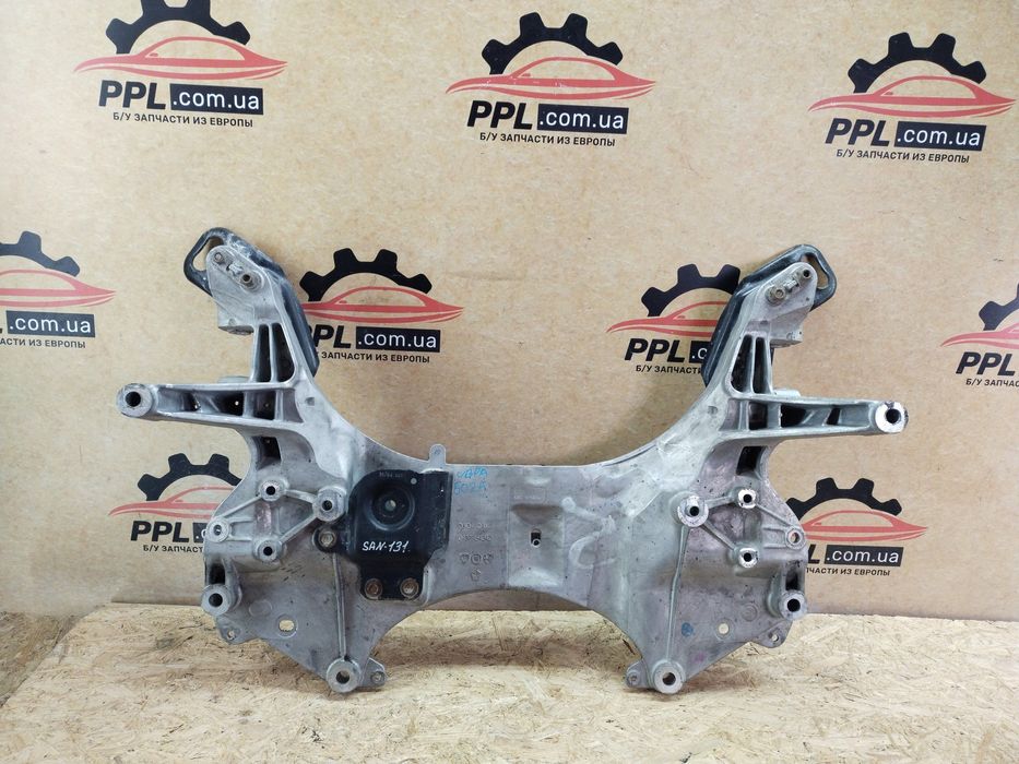 Chrysler 200 2014- Cherokee KL Передняя балка подрамник 04877643AD