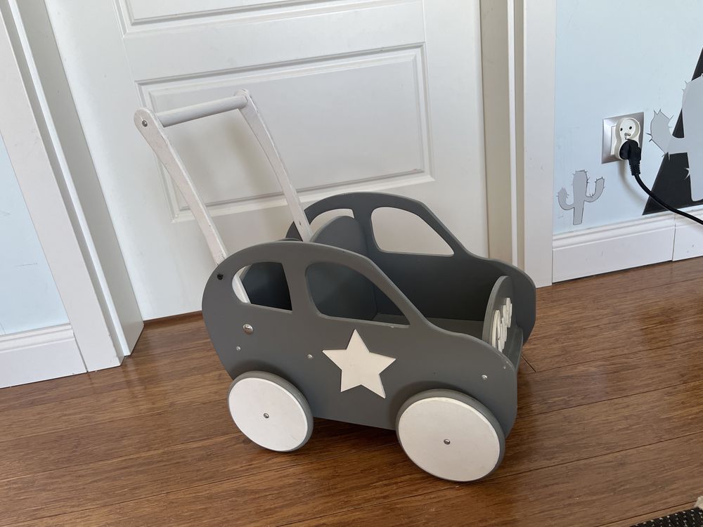 Wózek auto Iwo do przwozenia zabawek do nauki chodzenia