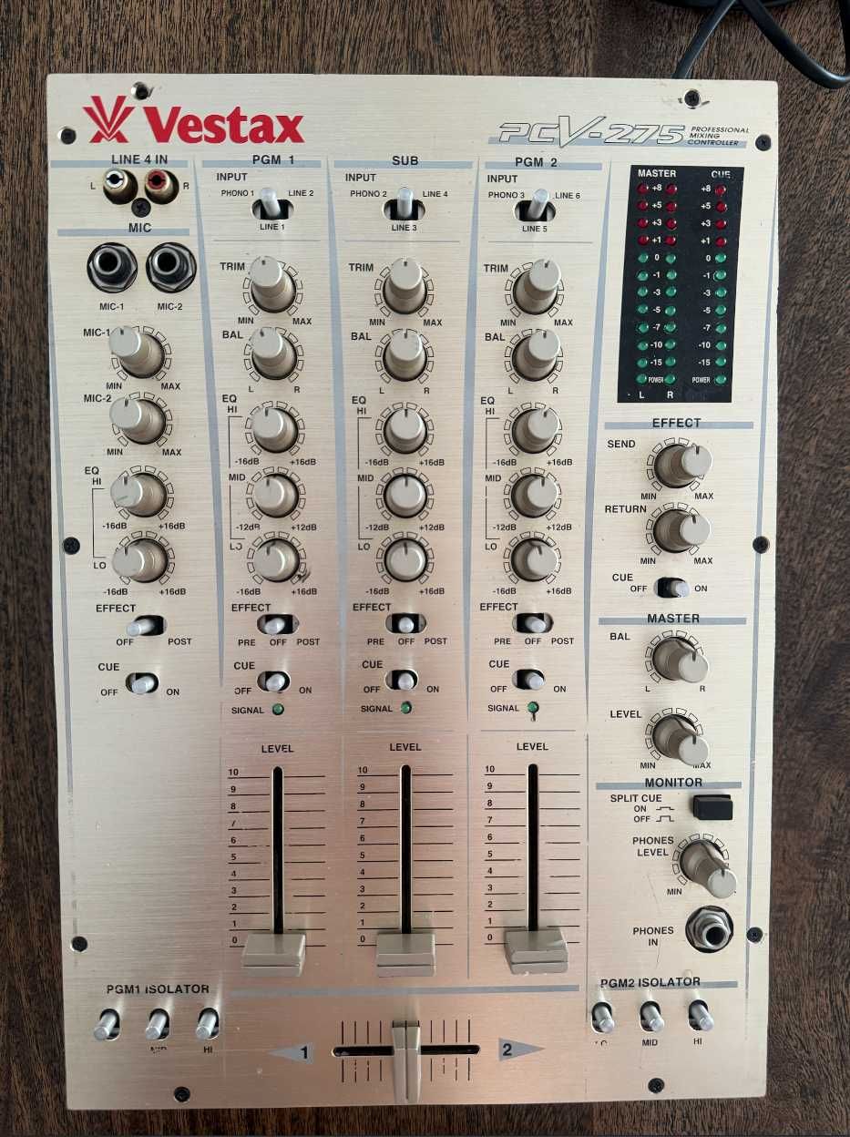 Mesa mistura Vestax PCV 275