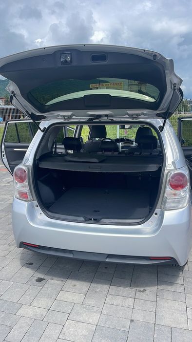 Тойота версо 2014рік