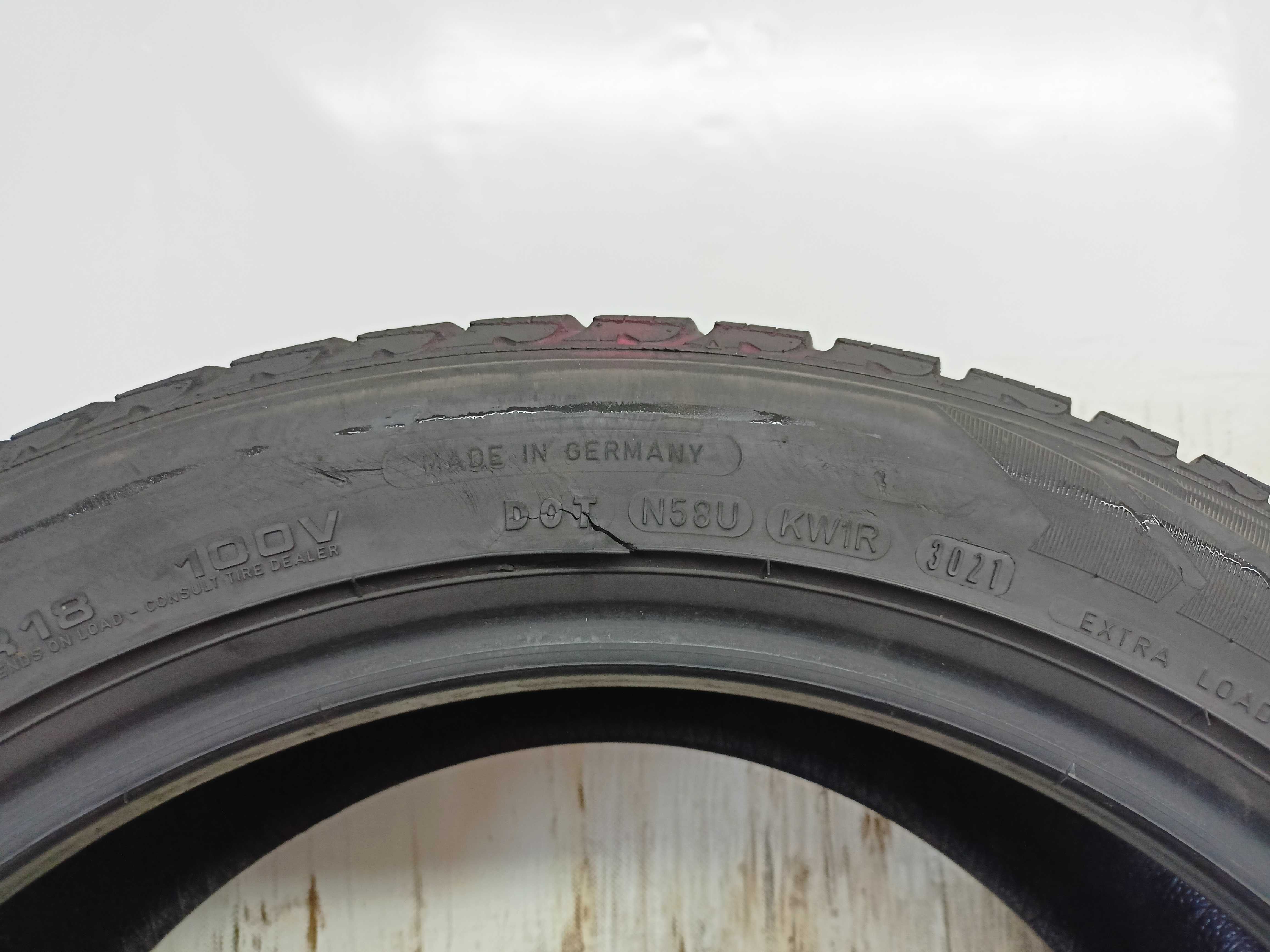 Goodyear UltraGrip 8 245/45/18 2021r. 100V 2x7,6mm (3230)