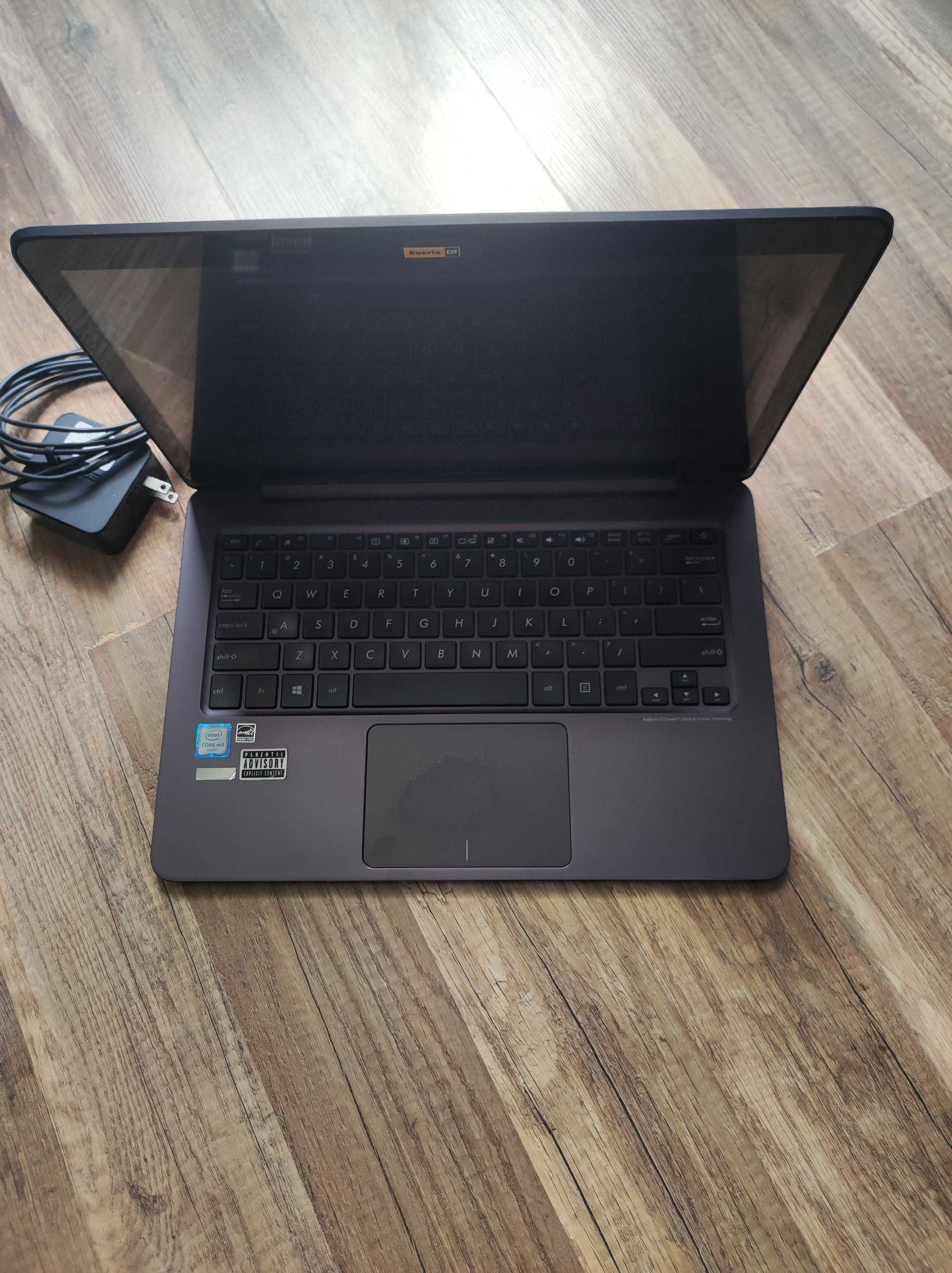 Notebook ASUS UX305C