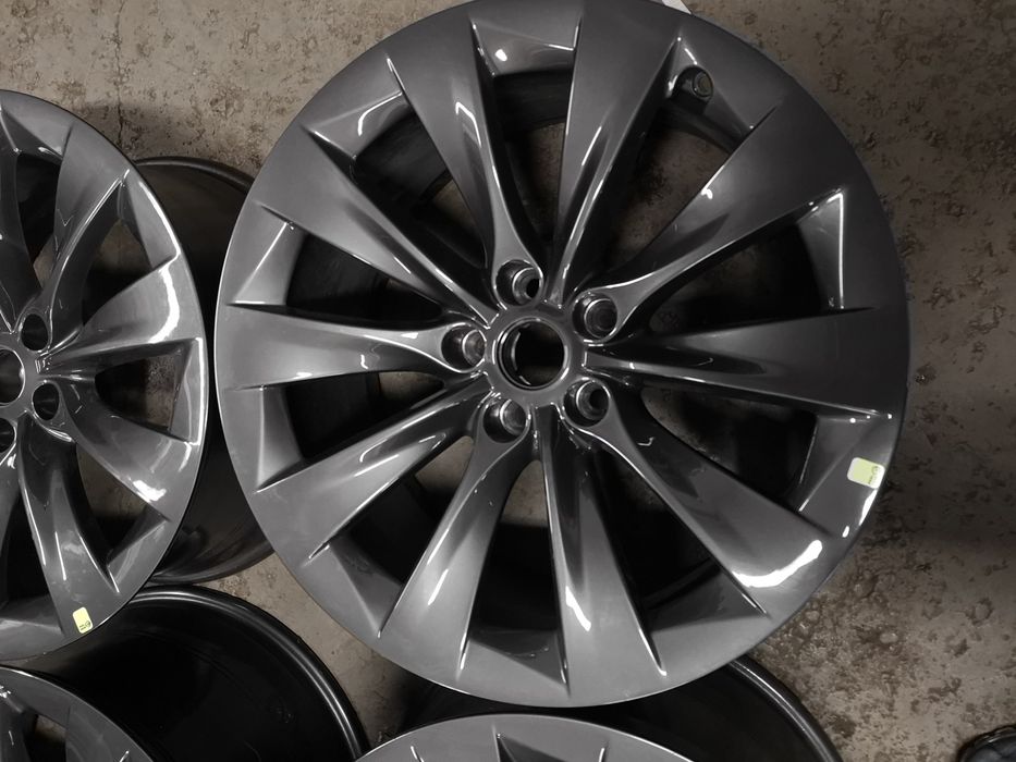 Felgi 5x120 Tesla S 20x10j et35 Nowe