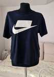 T- SHIRT czarny z nadrukiem " Nike".
