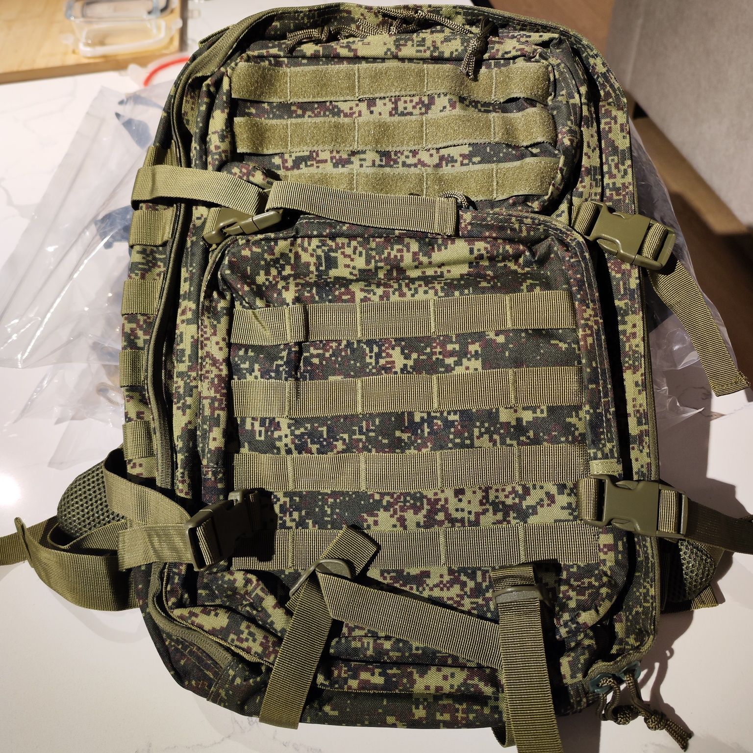 Mochila 45 L camuflada