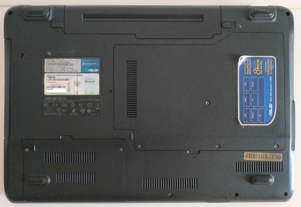 Laptop ASUS N61VG 4 GB RAM 1 GB grafika 16"