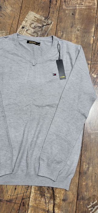 Szary sweter męski miękki jak kaszmir logo XL