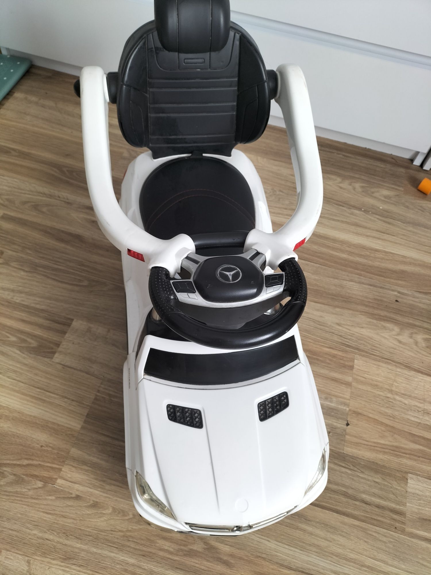 Sprzedam auto zabawkowe