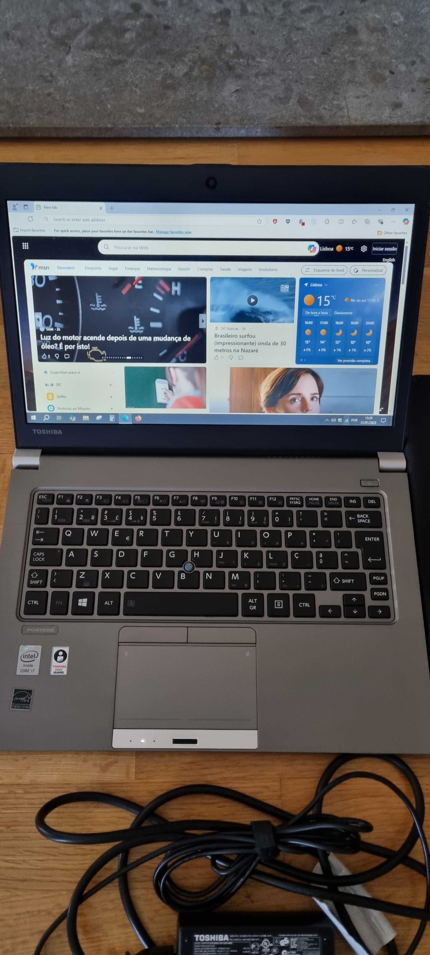 TOSHIBA PORTEGE Z30-A Ultrabook 13.3’ Intel Core i7 8GB RAM - 1.2kg