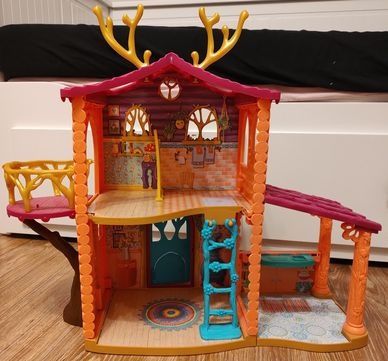 Domek lesny Enchantimals plus lalka