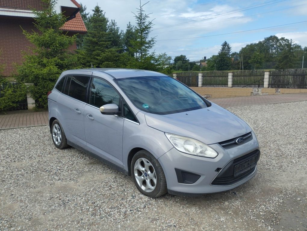 Ford grand C-Max 1.6 zwykła benzyna klima ABs 7osobowy import Niemcy