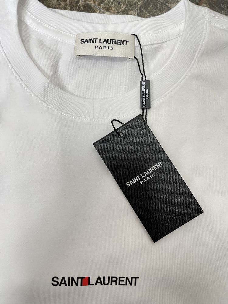 Жіноча футболка Yves Saint Laurent
