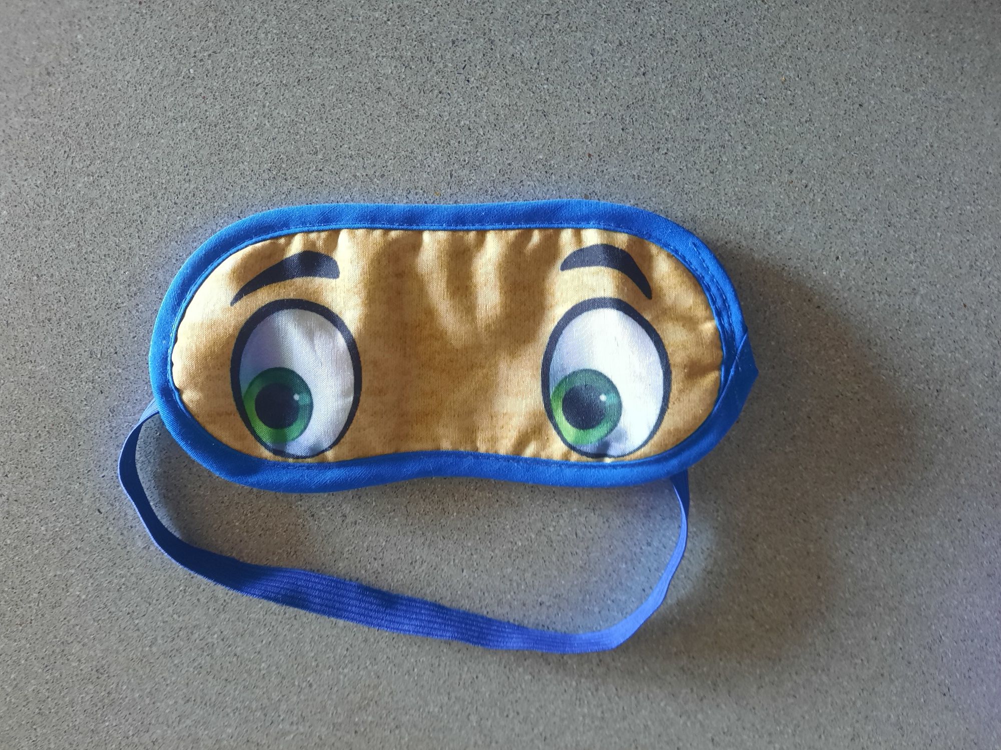 Mascara de dormir