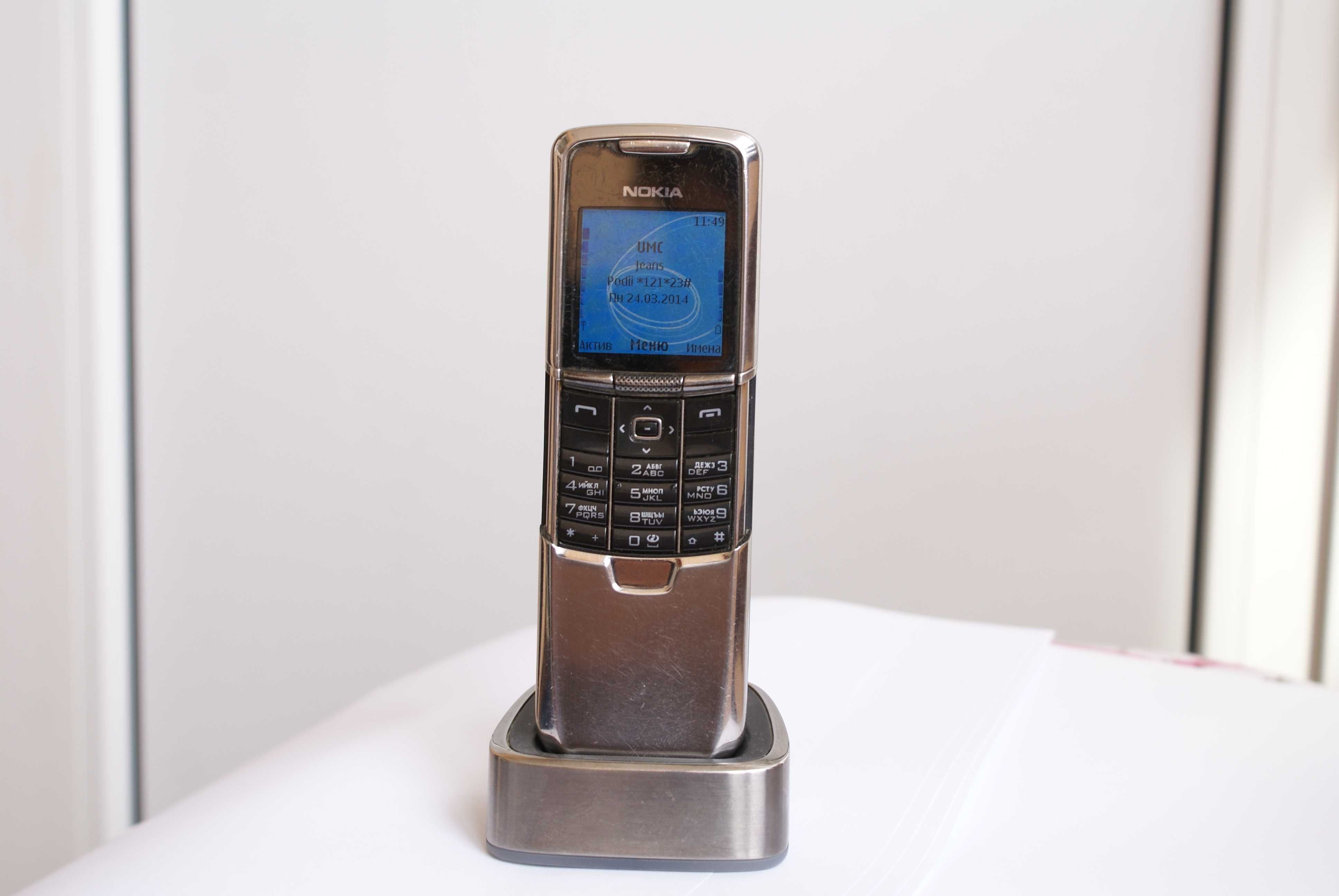 Nokia 8800 с башмаком и гарнитурой