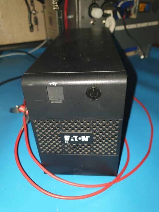 ДБЖ перетворювач безперебійник інвертор з 12 В на 220 В...   360 Вт