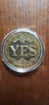 Подарок монета решения yes no