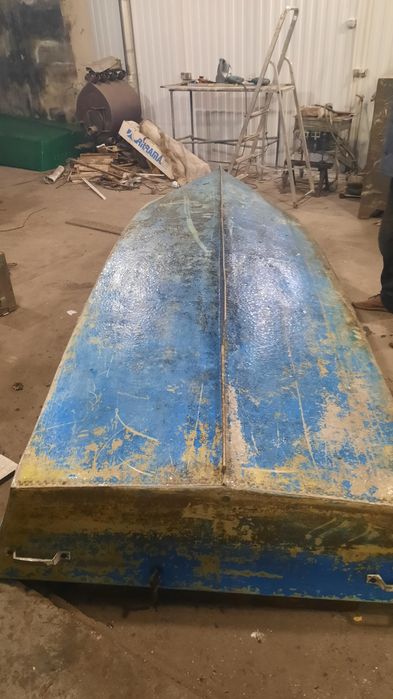 Лодка бакай длина 3.80