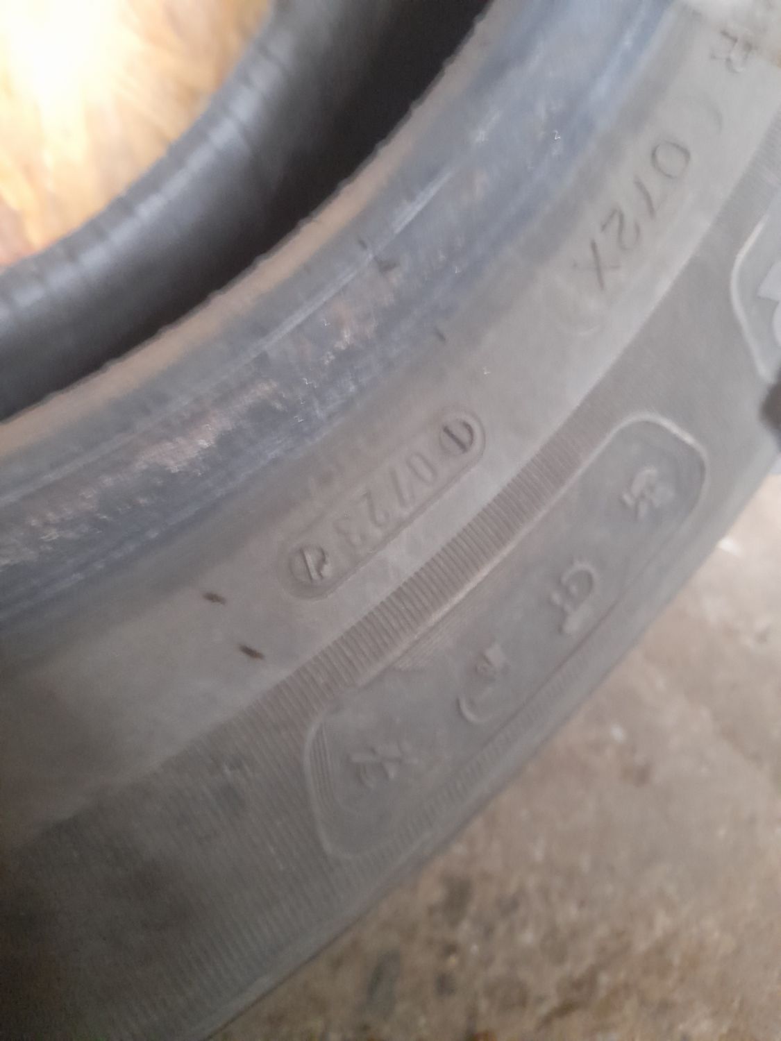 Шини Tigar Touring 175/70 R14 88T XL Б/У 5 мм