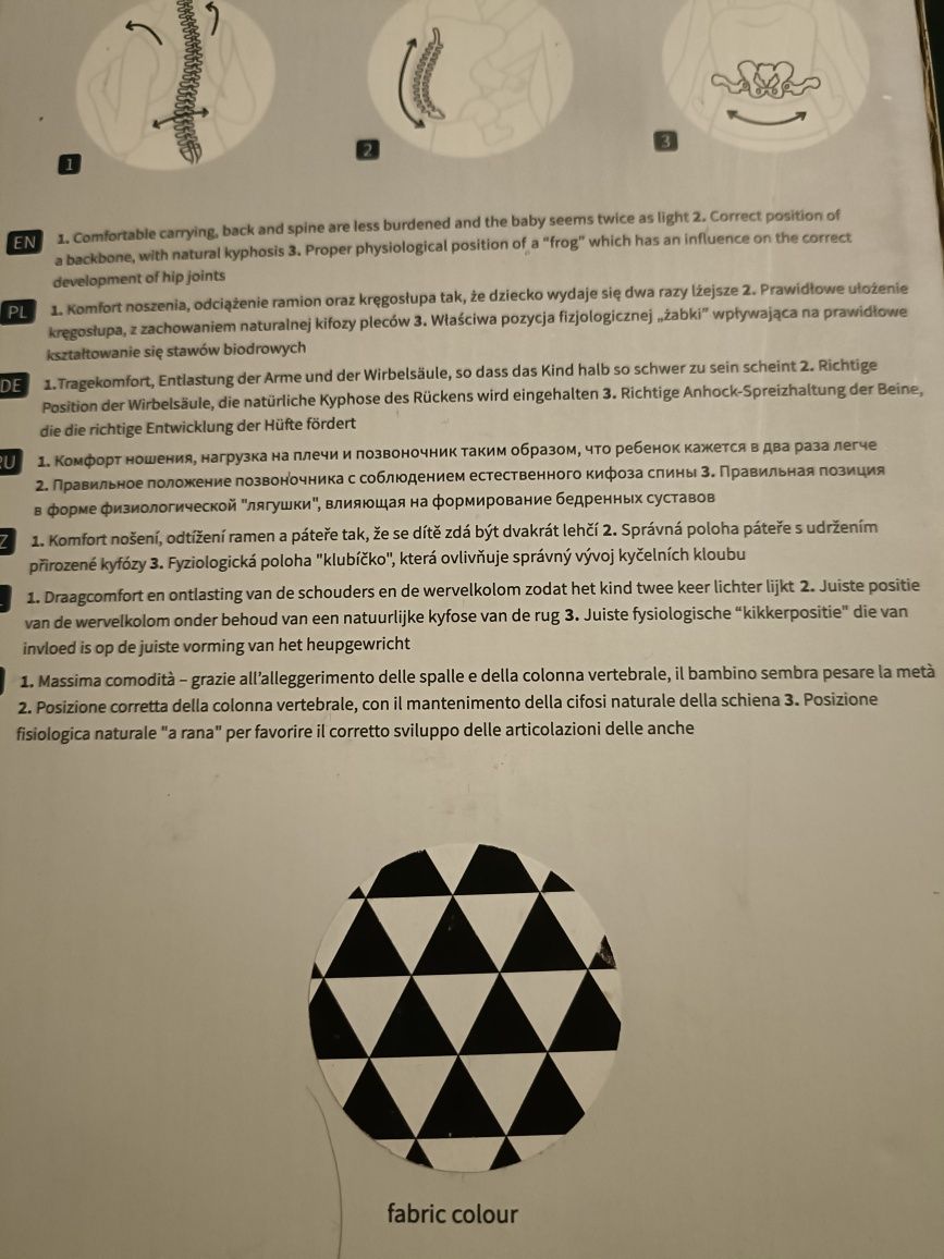 Nosidełko ergonomiczne zafirro CARE Trójkąty biało czarne