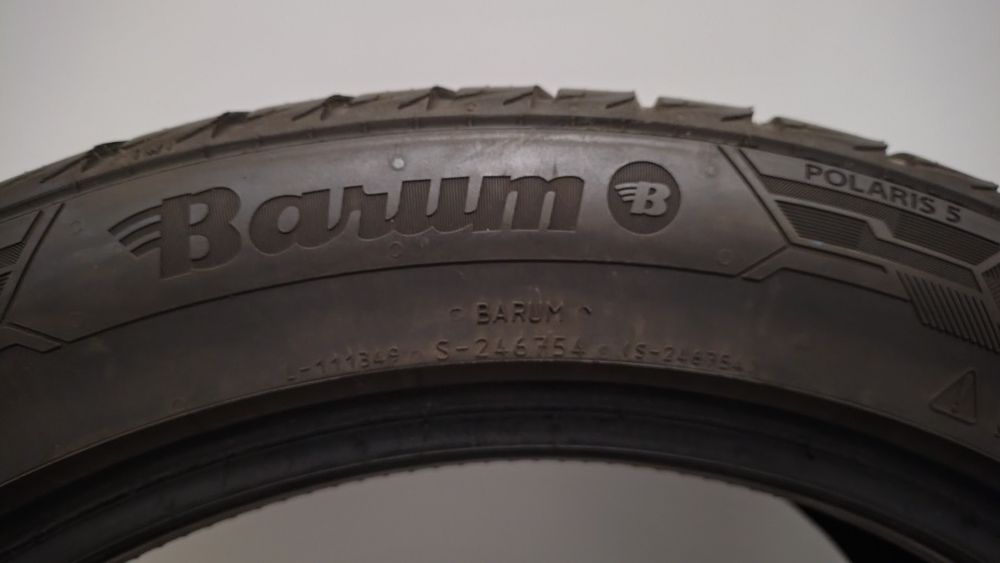 Opony 225 / 45 /  R17 zimowe