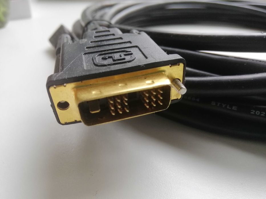 Продам кабель HDMI - DVI 7 метрів