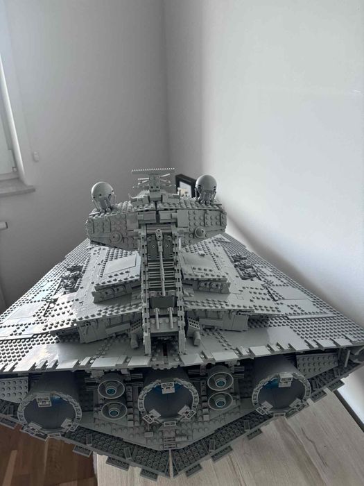 Lego star wars 75252 UCS star destroyer.