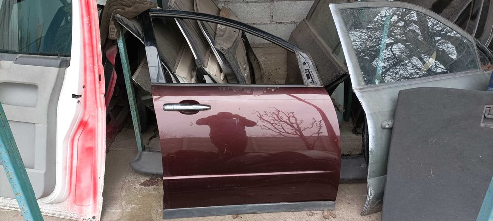 Двери Subaru Tribeca Субару Трибека